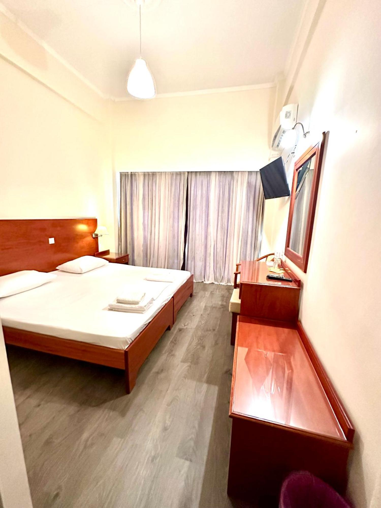 Hotel Akti Loutráki Zewnętrze zdjęcie